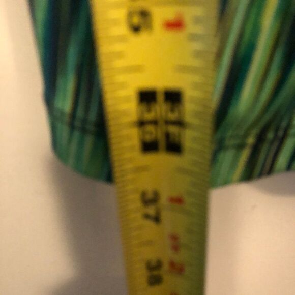 Women’s ABStudio Green and black sleeveless small - Picture 2 of 5